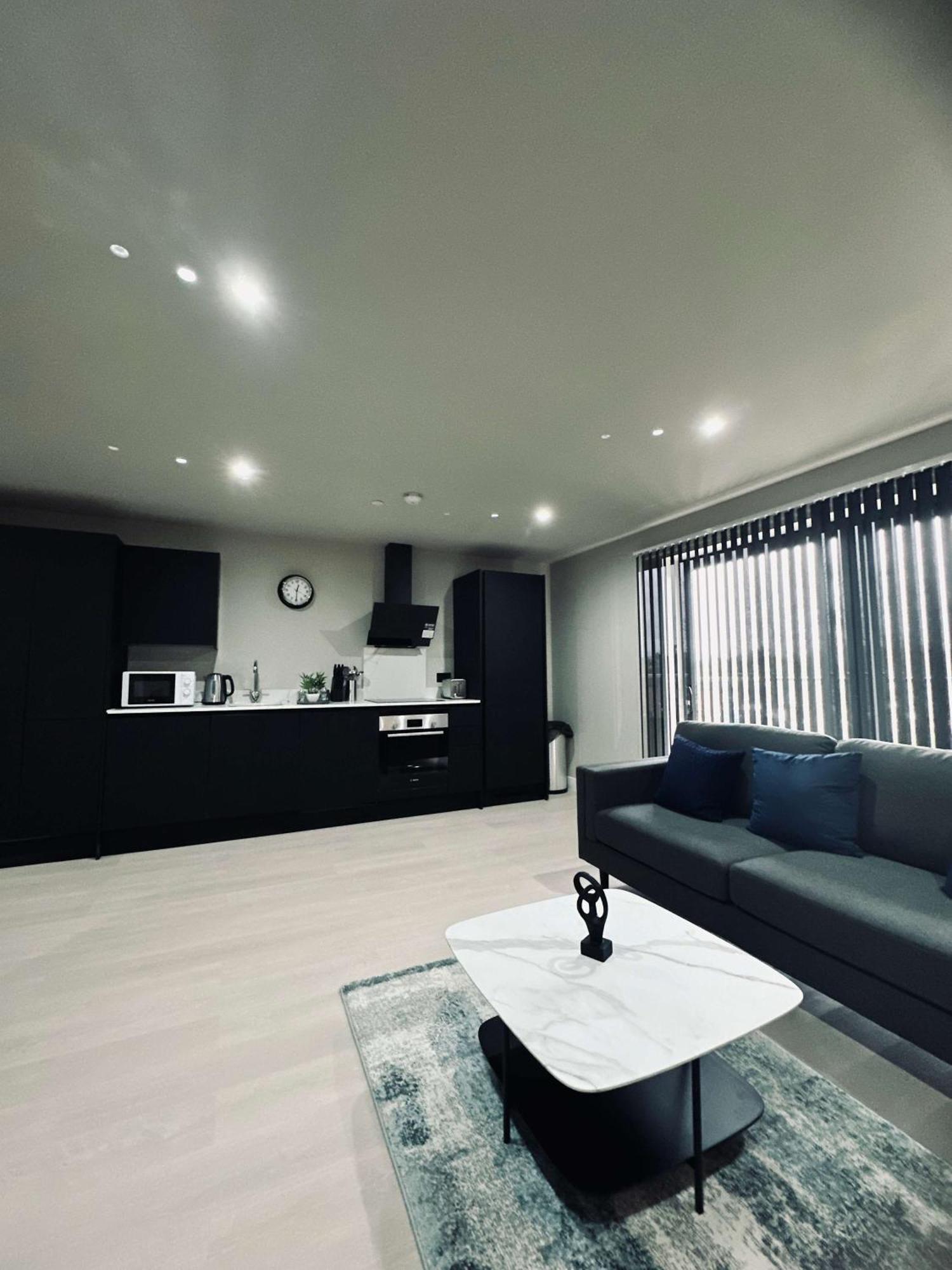 Fantastic 2 Bedroom In *