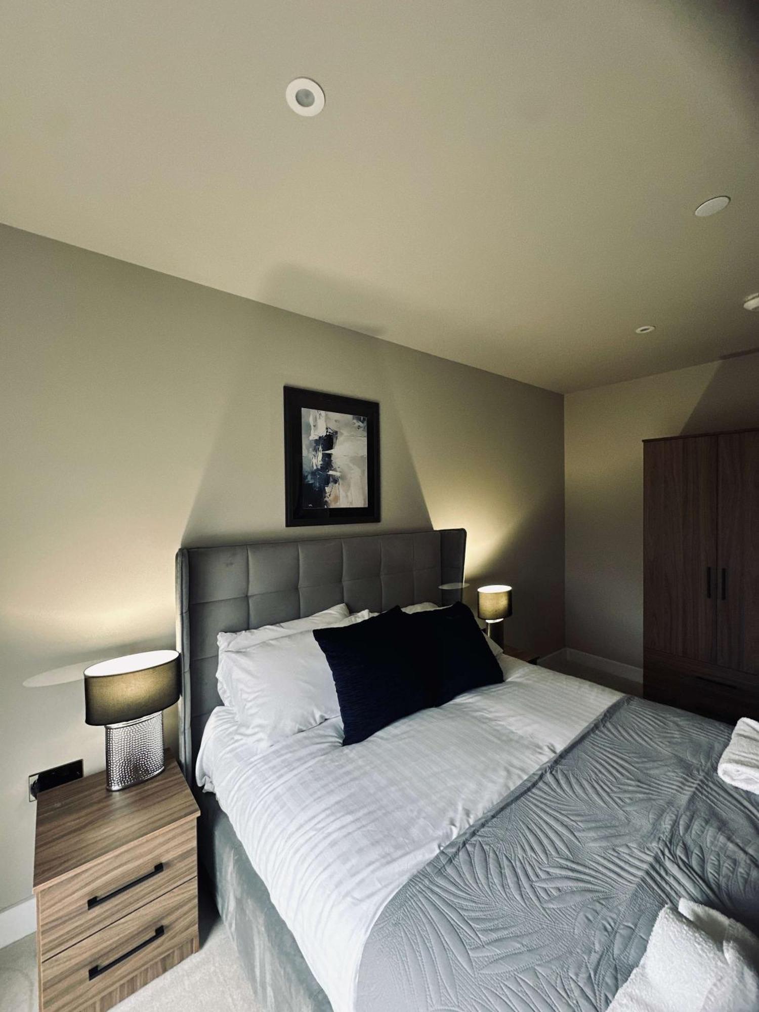 Fantastic 2 Bedroom In Apartment